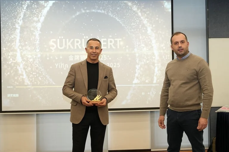 Instagram post from deltaagrotr. This post is in position 6.