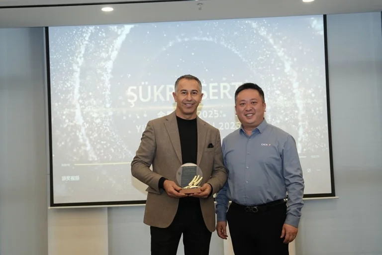 Instagram post from deltaagrotr. This post is in position 4.